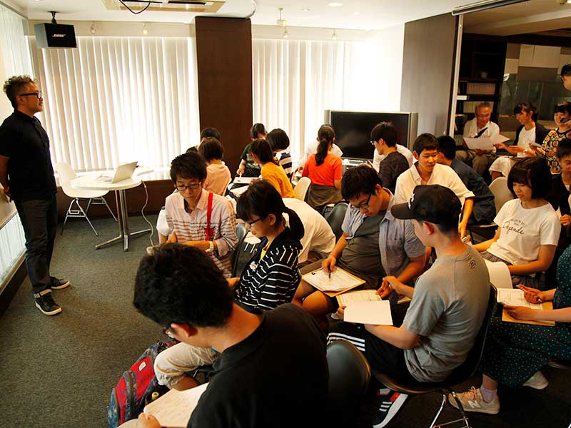 ▲選ぶ言葉に、性格やその人らしさが見えてきます。