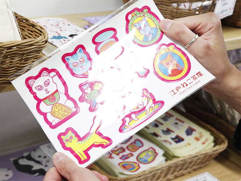▲お土産にもちょうどいい、ねこシール。